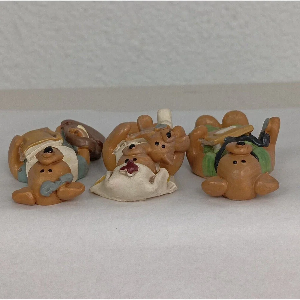 Hand Made Collectible Resin Teddy Bear Dimensional  Brooch Lot Of 3 Vintage 80s
